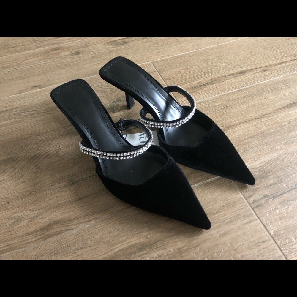 Zara heeled sparkly velvet shoes